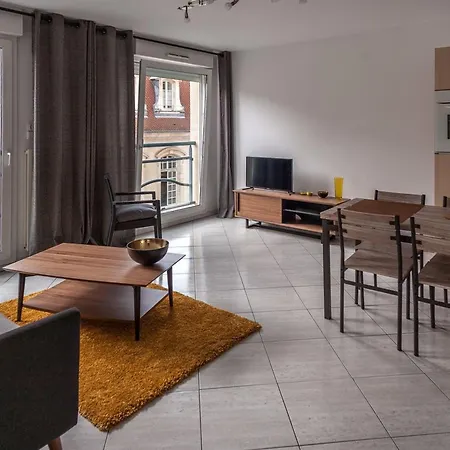 Calme, Centre Nancy, Parking, Place Stanislas - Fr-1-584-345 *